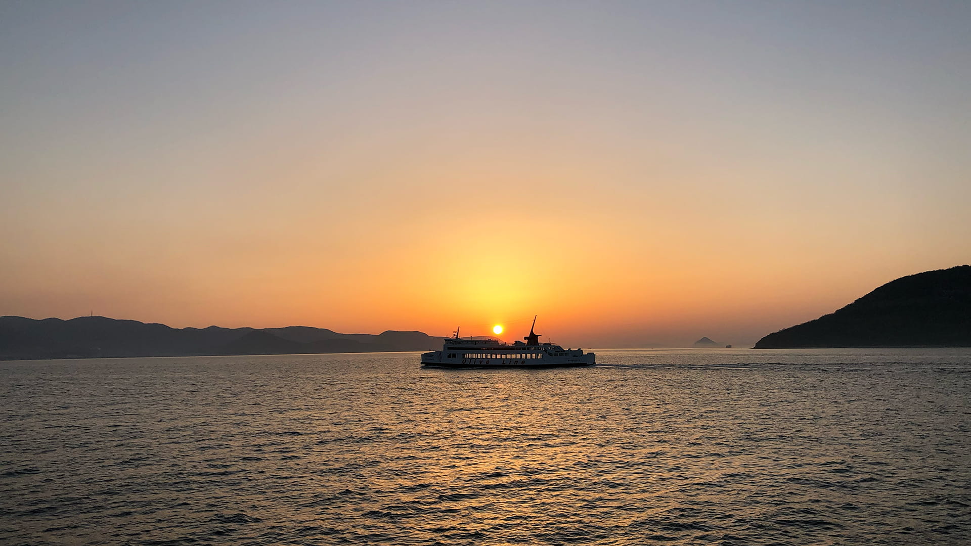 フェリーからの夕日